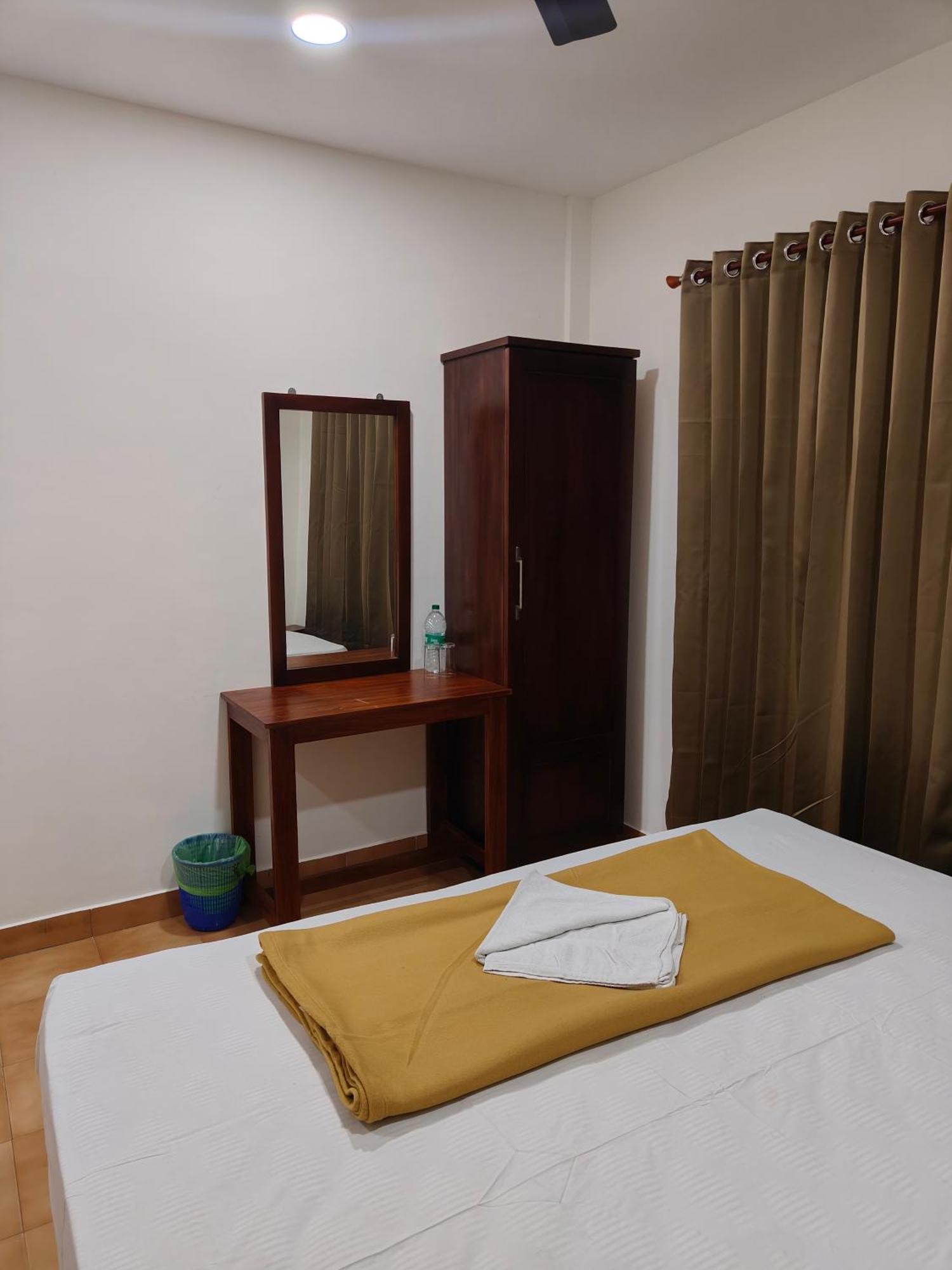 Hotel Nova Kochi Exterior foto